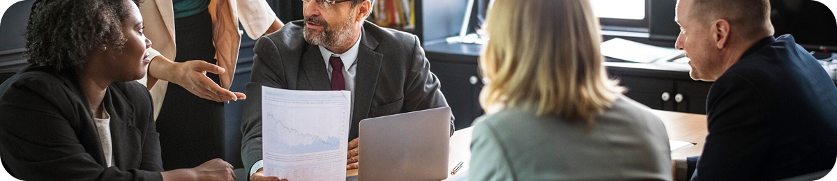Uścisk dłoni biznesowy
